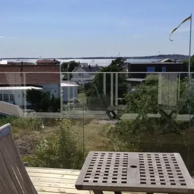 Glasräcke stolpfritt