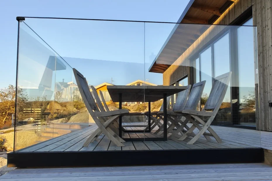 Stolpfritt svart skena