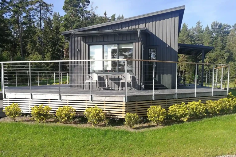 Vajerräcke galvade stolpar