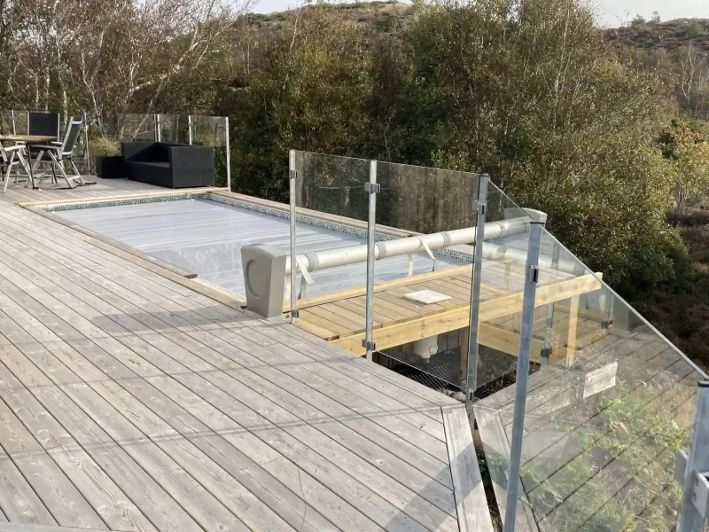 Glasräcke galvade 4010 stolpar